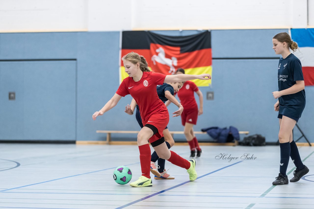 Bild 103 - C-Juniorinnen 2 Loewinnen Cup